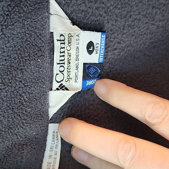 Columbia Core Interchange men's large fleece jacket, EUC, no damage, smoke free - Picture 2 of 6
